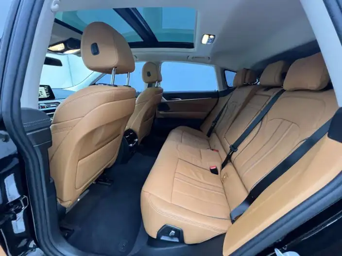 BMW 6 Series GT 2022 Model 630i Luxury Design Set – фото 9