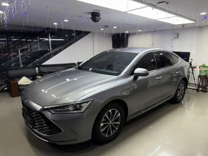 BYD Qin PLUS DM 2023 Model DM-i Champion Edition 55KM Leading Model – фото 1