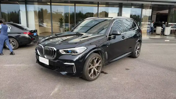 BMW X5 2022 Model xDrive 40Li M Sports Set – фото 1