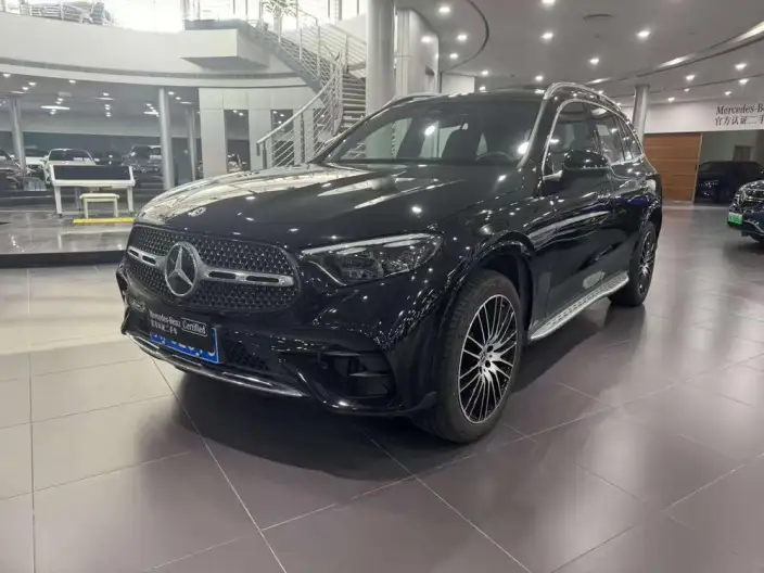 Mercedes-Benz GLC 2025 Model GLC 300 L 4MATIC Luxury Model 5 seat – фото 1