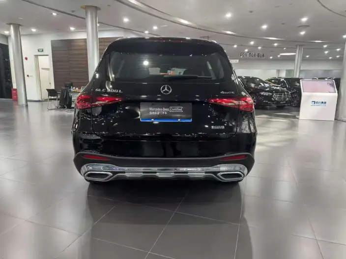 Mercedes-Benz GLC 2025 Model GLC 300 L 4MATIC Luxury Model 5 seat – фото 6