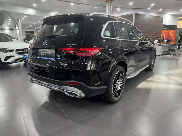 Mercedes-Benz GLC 2025 Model GLC 300 L 4MATIC Luxury Model 5 seat – фото 7