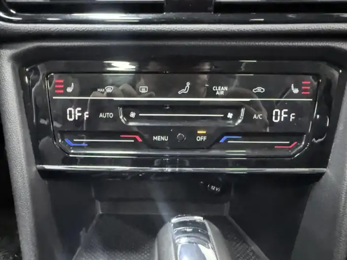 Volkswagen Tharu 2022 Model 280TSI 2WD Deluxe Edition – фото 9