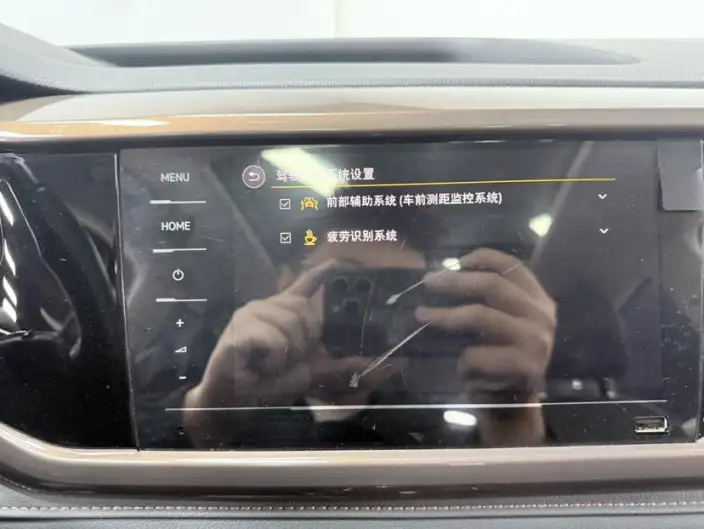 Volkswagen Tharu 2022 Model 280TSI 2WD Deluxe Edition – фото 10