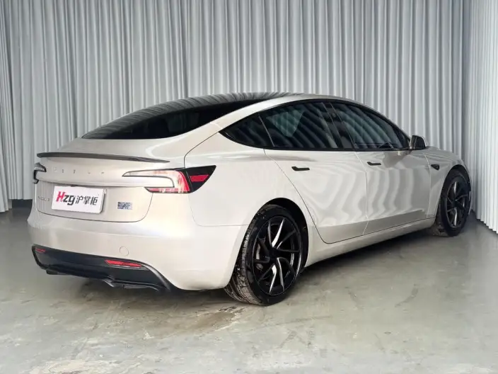 Model 3 2024 Model High performance All-wheel drive version – фото 4