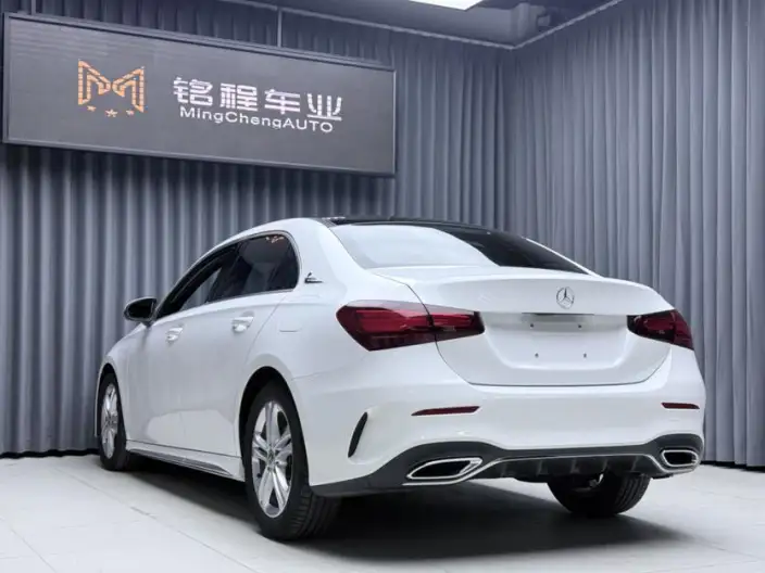 Mercedes-Benz A-class 2023 Model A 180 L – фото 4