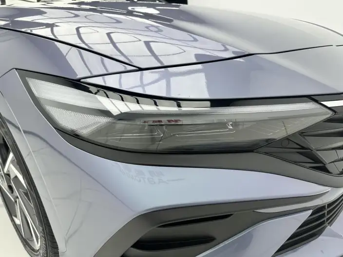 Hyundai Ioniq 2023 Model 1.5L CVT LUX Premium Edition – фото 8