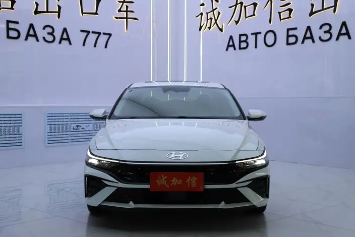 Hyundai Ioniq 2023 Model 1.5L CVT LUX Premium Edition