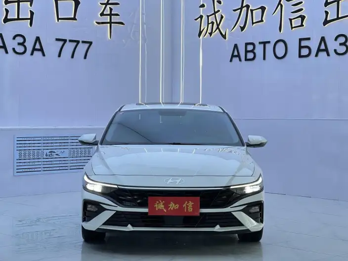 Hyundai Ioniq 2023 Model 1.5L CVT GLX Elite Edition – фото 2