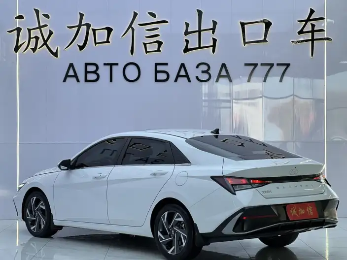 Hyundai Ioniq 2023 Model 1.5L CVT GLX Elite Edition – фото 4