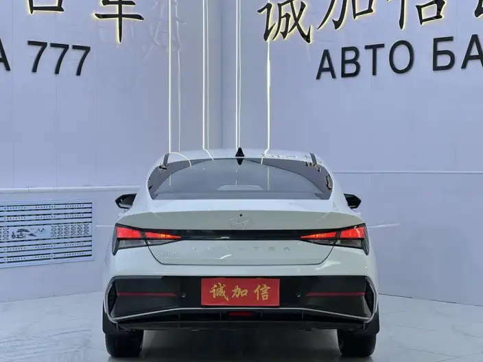 Hyundai Ioniq 2023 Model 1.5L CVT GLX Elite Edition – фото 5