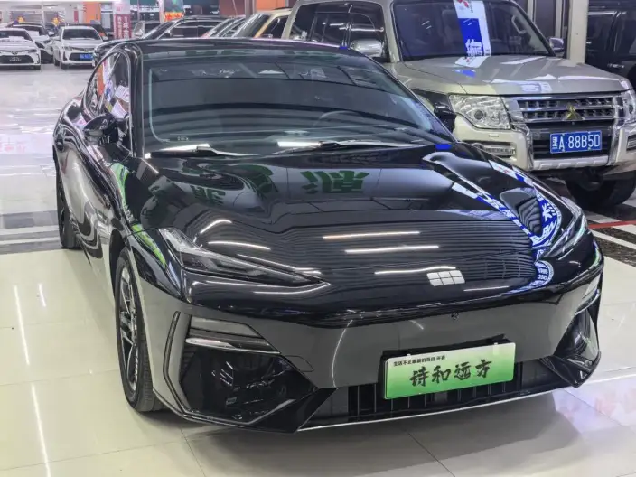 Geely Galaxy E8 2024 Model 550km PRO – фото 3