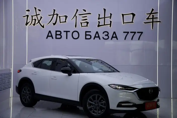 Mazda CX-4 2021 Model 2.0L 2WD SkyActiv Vitality Edition – фото 3