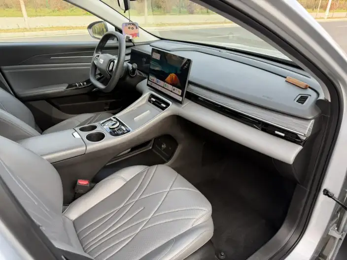 Geely Galaxy L6 2025 Model 1.5 EM-i DHT 60KM Voyage Edition – фото 10