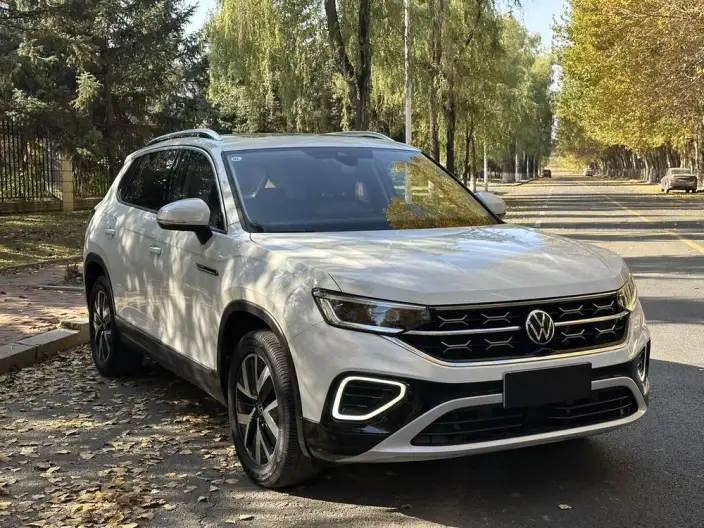 Volkswagen Tayron 2023 Model 280TSI 2WD Luxury Plus Advanced version – фото 3