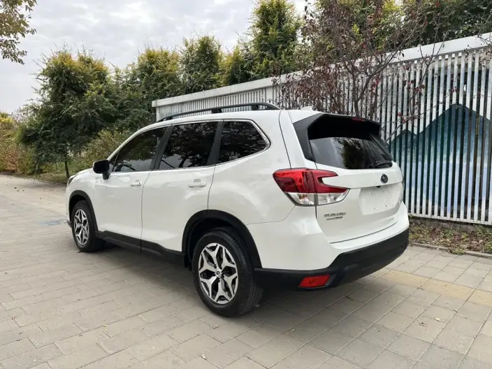 Subaru Forester 2022 Model 2.0i AWD Deluxe Edition EyeSight – фото 4