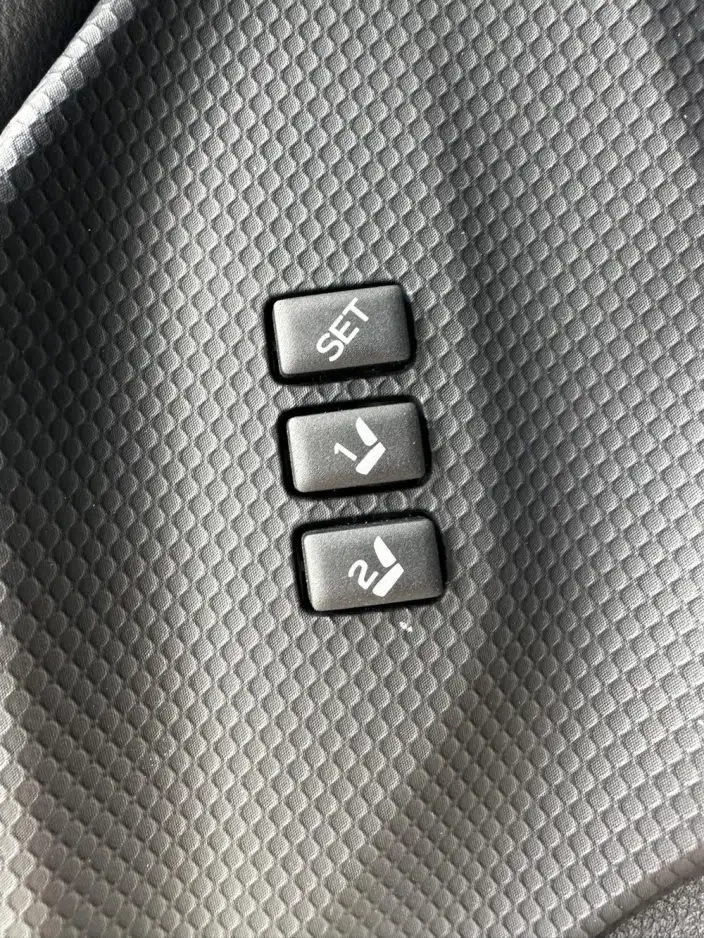 Subaru Forester 2022 Model 2.0i AWD Deluxe Edition EyeSight – фото 7
