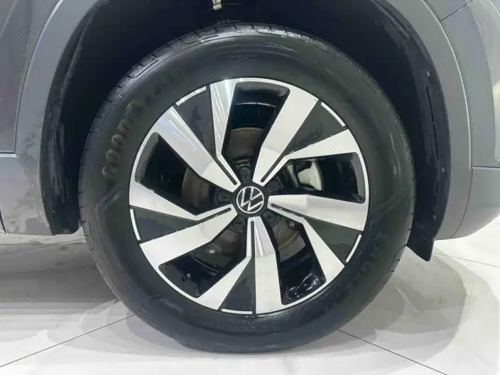 Volkswagen Tayron 2022 Model 280TSI 2WD Luxury Zhilian Edition – фото 6