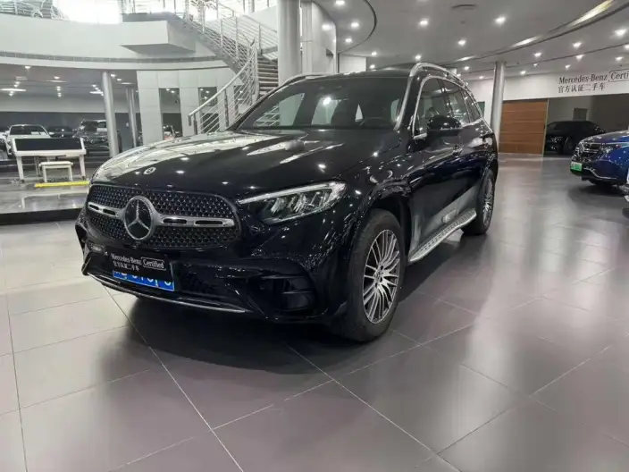 Mercedes-Benz GLC 2025 Model Facelift GLC 300 L 4MATIC Dynamic Model 5 seat – фото 1