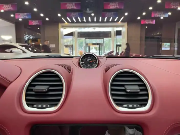 Porsche 718 2023 Model Boxster Style Edition 2.0T – фото 8