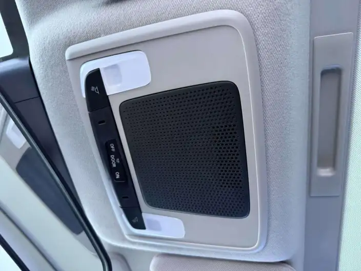 Honda Vezel 2023 Model 1.5L CVT Pioneer Edition – фото 9