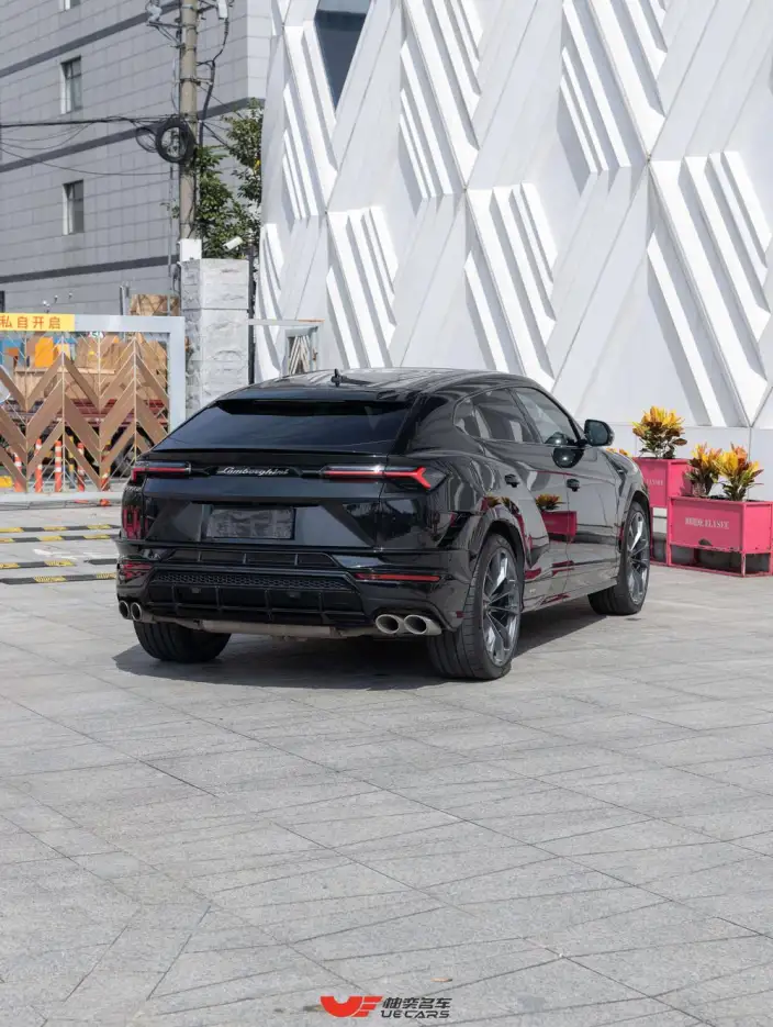 Urus 2023 Model 4.0T V8 S – фото 6