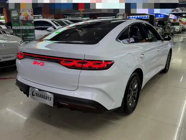 QinL DM 2024 Model DM-i 80KM Leading Model – фото 6