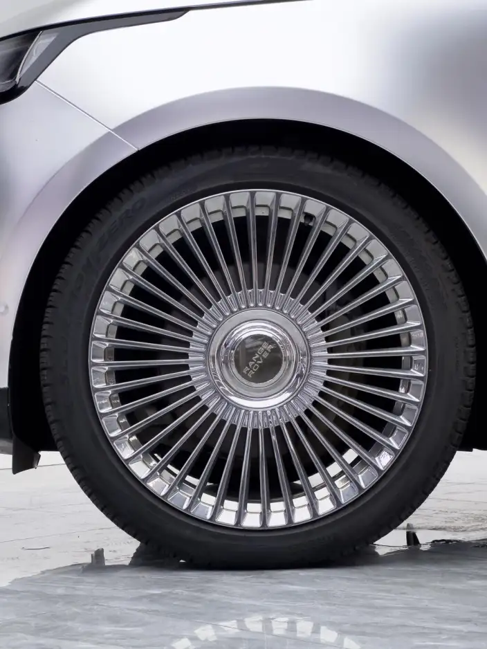 Range Rover 2023 Model 3.0 L6 400PS Shengshi Extended Edition – фото 8
