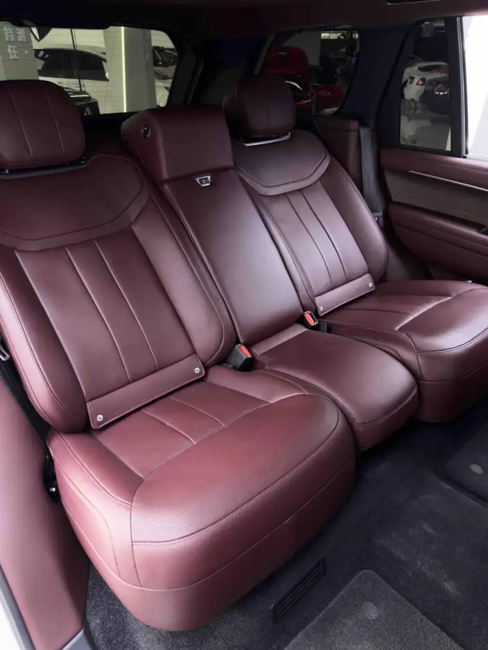 Range Rover 2023 Model 3.0 L6 400PS Shengshi Extended Edition – фото 10