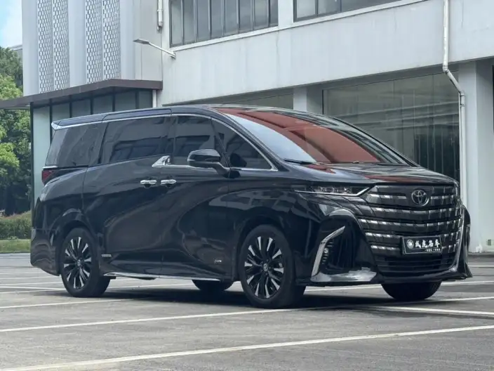 Elfa 2023 Model 2.5L Intelligent Hybrid 4WD Premium Edition – фото 2