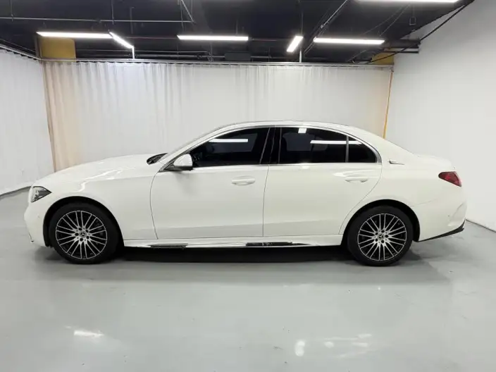 Mercedes-Benz C-Class 2024 Model Facelift C 260 L Sports Edition – фото 4