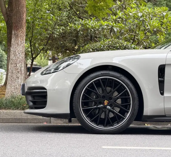 Panamera 2023 Model Panamera Executive Extended Platinum Edition 2.9T – фото 10