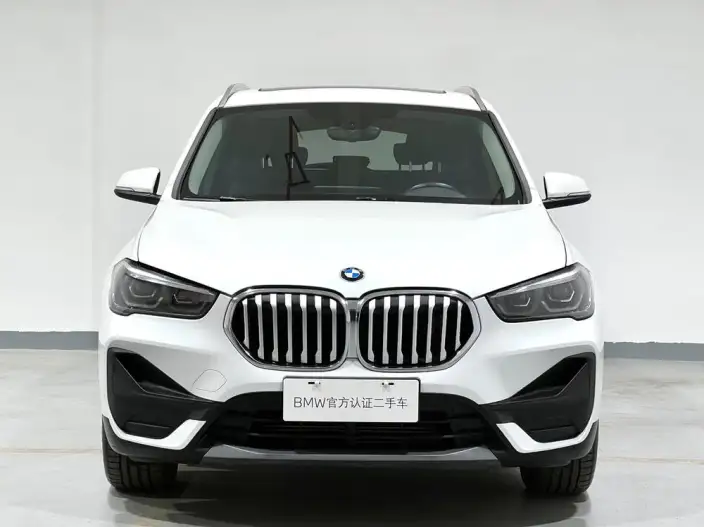 BMW X1 2022 Model sDrive25Li Leading Model – фото 2