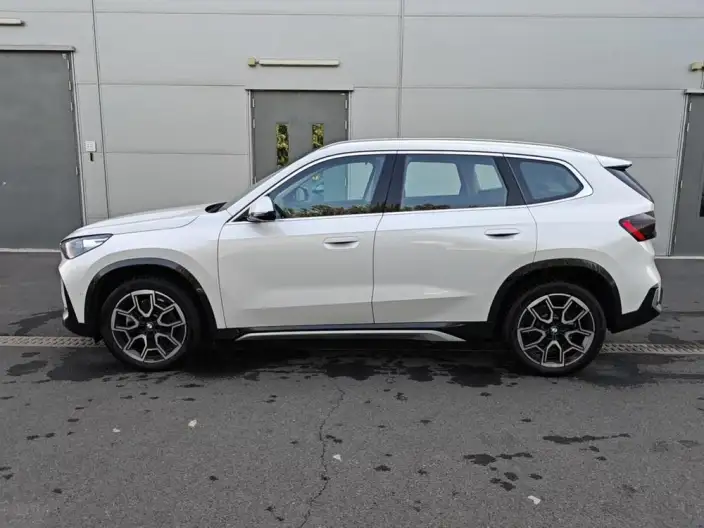 BMW X1 2023 Model sDrive25Li X Design Set – фото 3