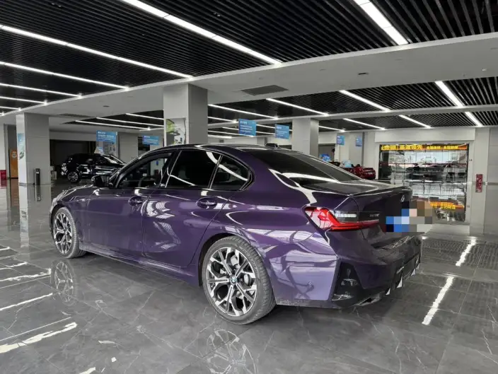 BMW 3 Series 2025 Model 330i 50th Anniversary Limited edition – фото 4