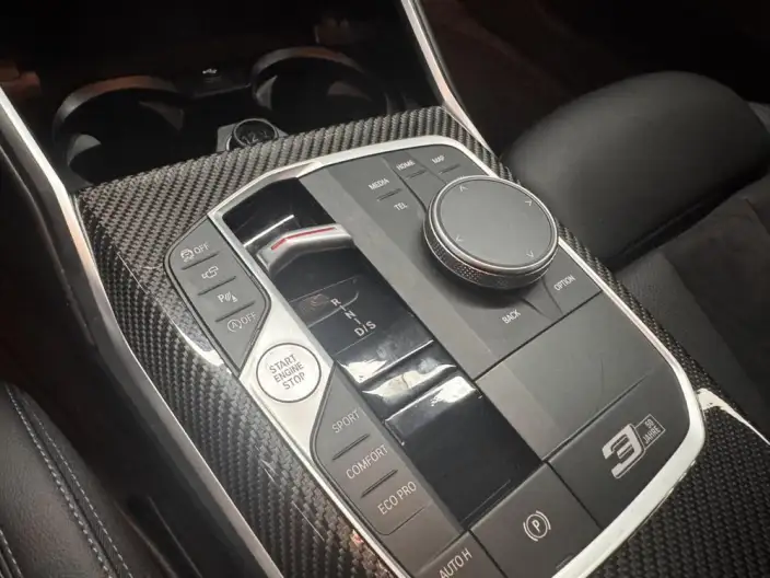 BMW 3 Series 2025 Model 330i 50th Anniversary Limited edition – фото 9