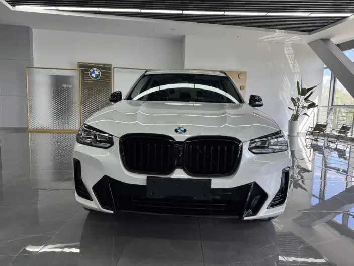 BMW X3 2023 Model xDrive30i Leading Model M Night Set – фото 2