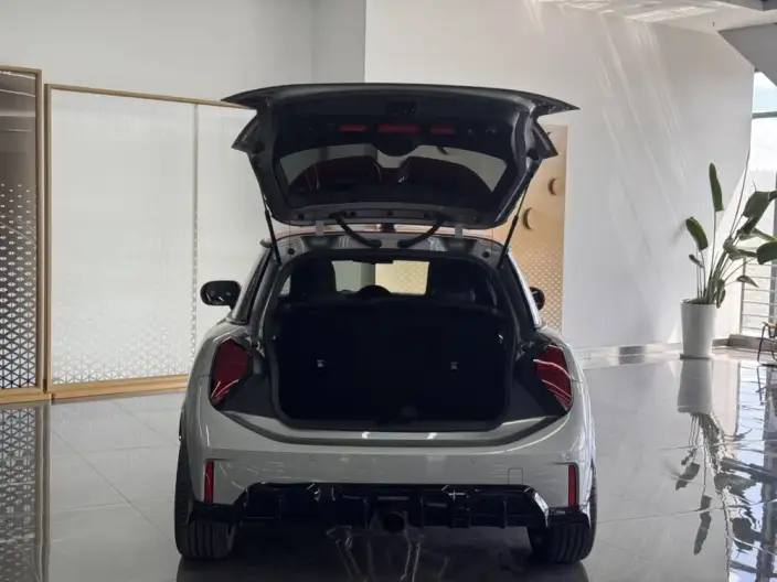 MINI JCW 2025 Model JOHN COOPER WORKS – фото 9
