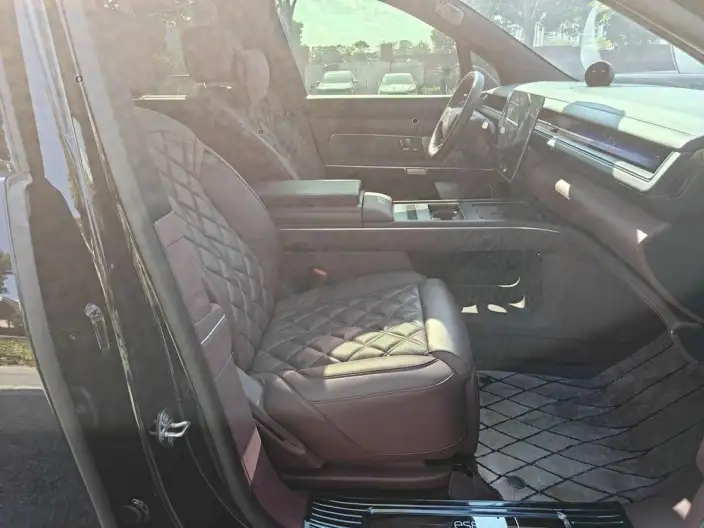 NIO ES8 2026 Model VI seat Executive Deluxe Edition – фото 8