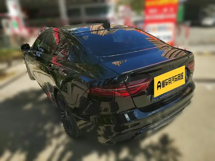 Jaguar XE L 2025 Model 2.0T 250PS R-DYNAMIC 90th Anniversary Collector Edition Edition