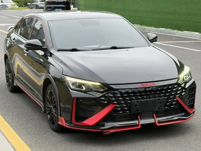 Yixuan Max 2022 Model 1.5T Dark Night Edge Edition