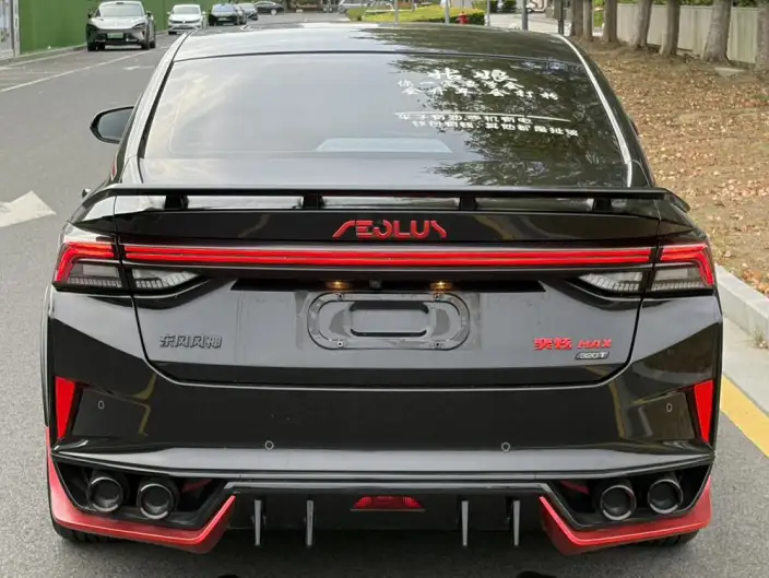 Yixuan Max 2022 Model 1.5T Dark Night Edge Edition – фото 5