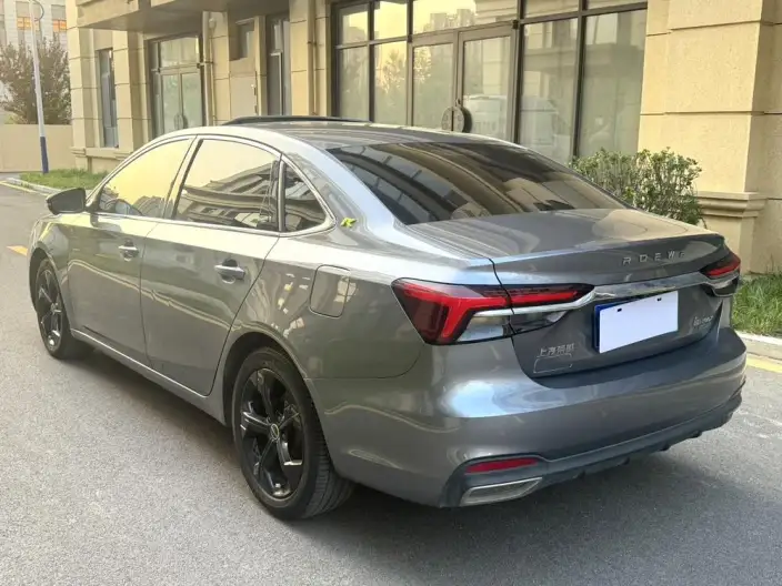 Roewe i6 MAX 2020 Model 300TGI Automatic Cool Edition
