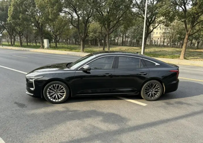 BESTUNE B70 2023 Model Third generation 1.5T Automatic Enjoy Edition Model 70th Anniversary Memorial Edition