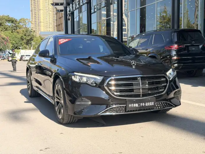 Mercedes-Benz E-Class 2026 Model E 300 L Luxury Model sedan – фото 3