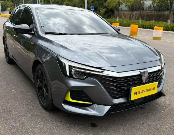 Roewe i6 MAX 2020 Model 300TGI Automatic Cool Edition – фото 3