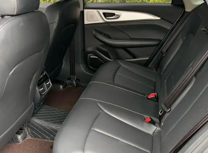 Roewe i6 MAX 2020 Model 300TGI Automatic Cool Edition – фото 10