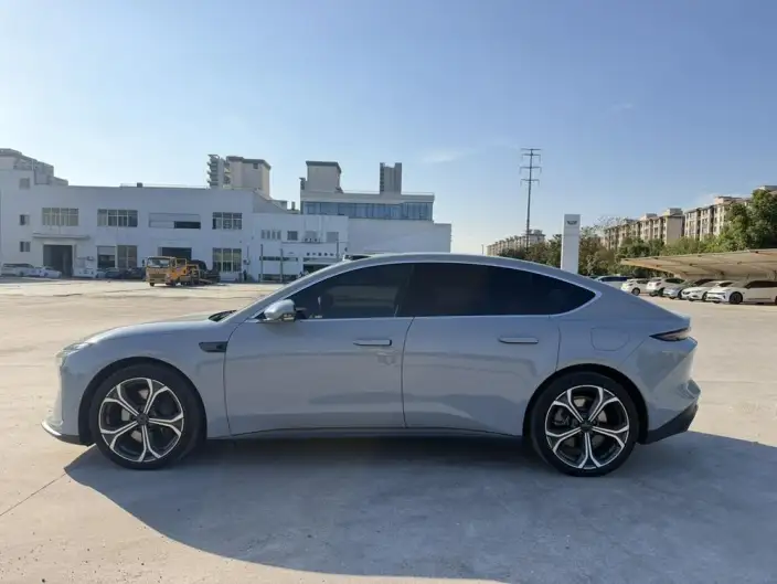 NIO ET5 2024 Model 75kWh