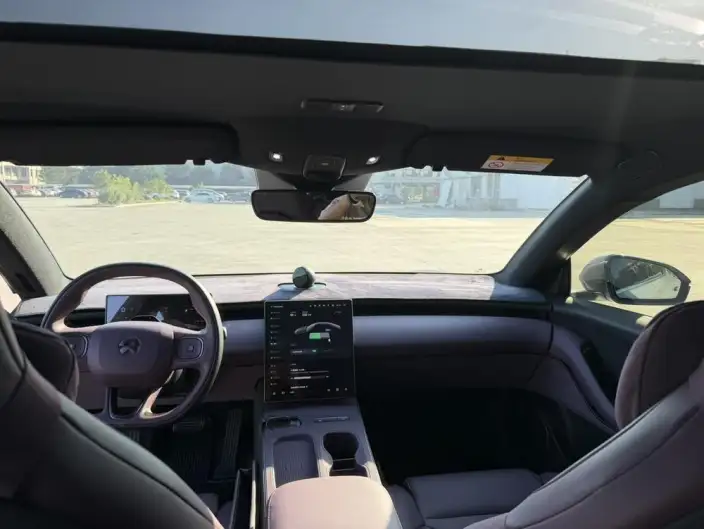 NIO ET5 2024 Model 75kWh – фото 9
