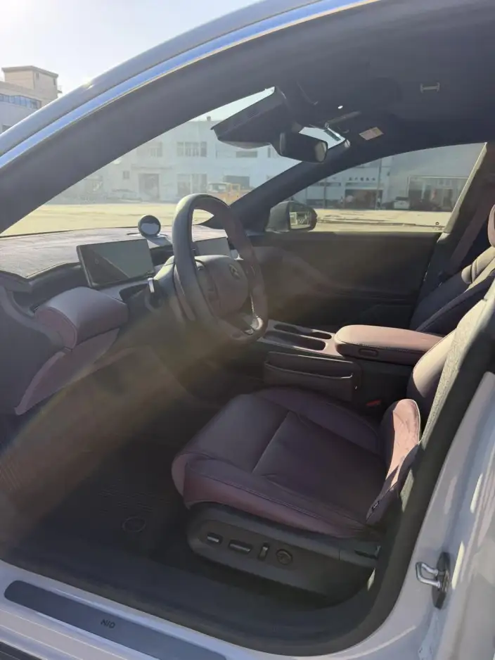 NIO ET5 2024 Model 75kWh – фото 10